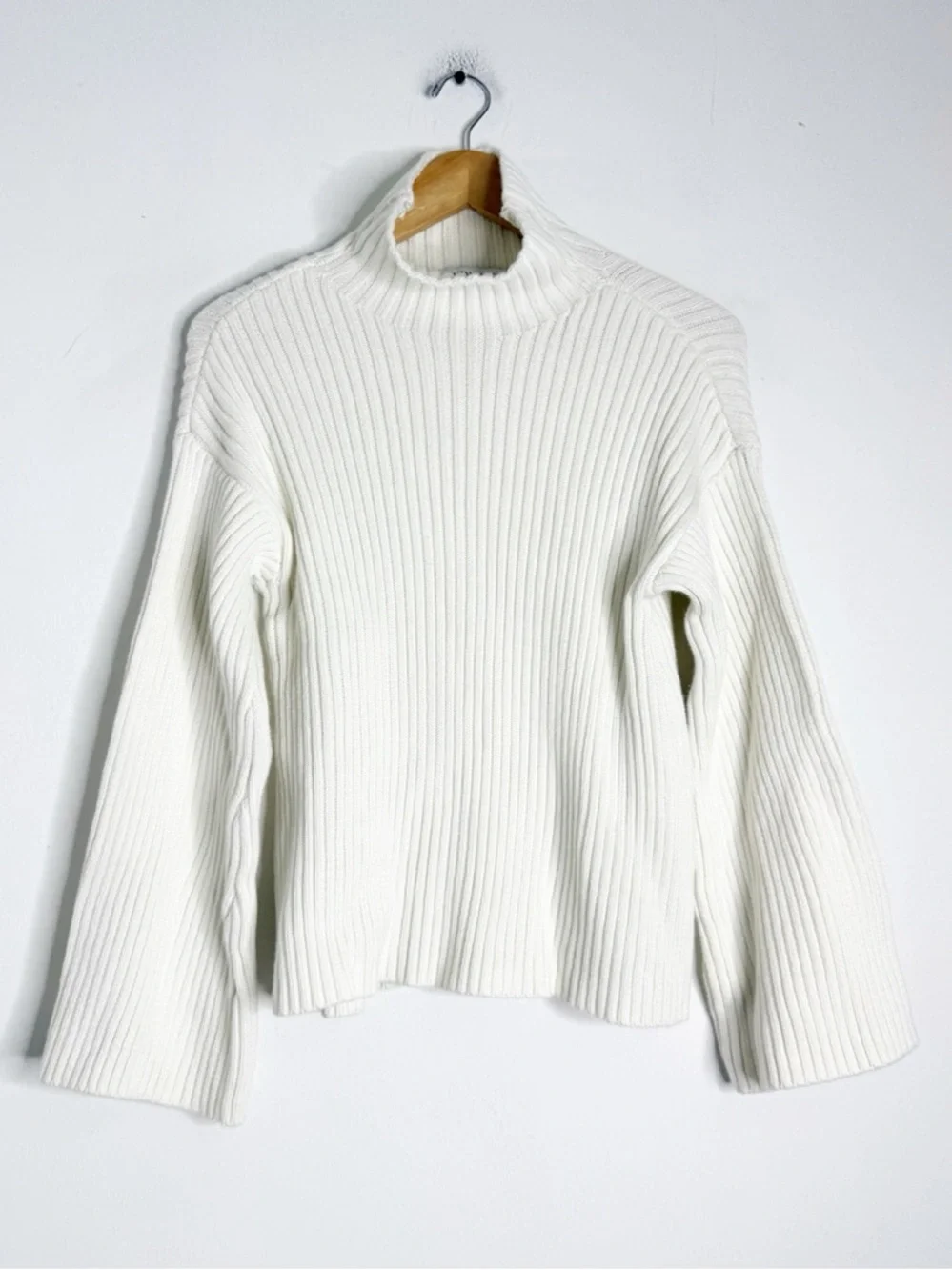 Shona Joy Cream Ribbed Mock Neck Sweater Size Large Cotton Blend Revolve